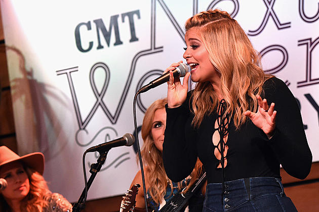 Lauren Alaina Opens Up About Her Struggle With Bulimia in New Song, &#8216;Pretty&#8217;