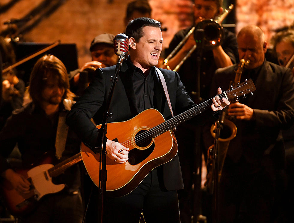 Sturgill Simpson Clarifies His Comments About Luke Bryan in Recent Profile