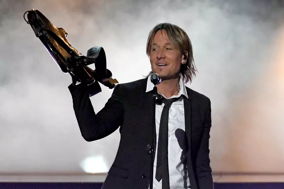 Keith Urban Plays Surprise Club Show in Nashville [WATCH]