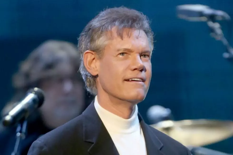 Randy Travis Makes Surprise Appearance at CMA Fest 2017 [WATCH]