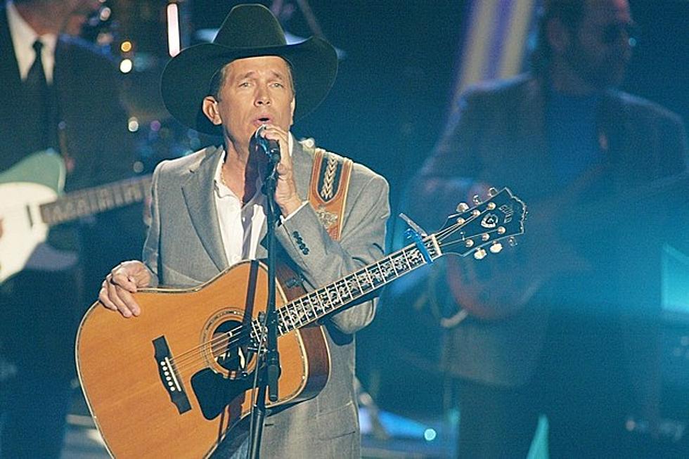 32 Years Ago: George Strait Hits No. 1 With &#8216;What&#8217;s Going on in Your World&#8217;
