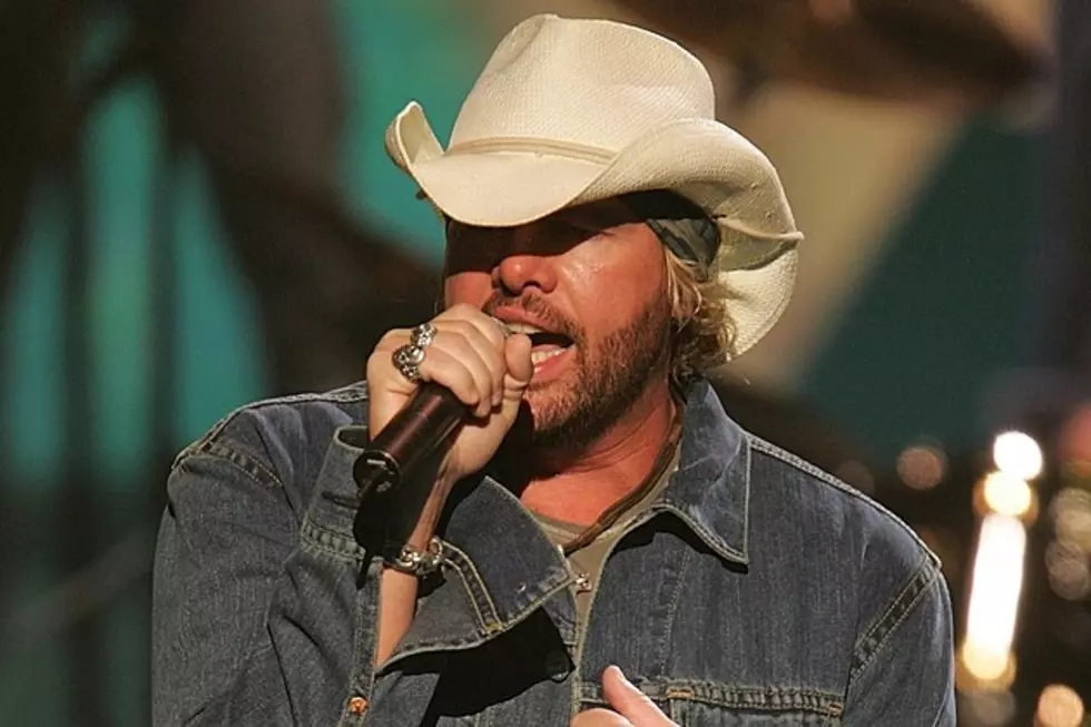 17 Years Ago: Toby Keith Hits No. 1 With &#8216;Whiskey Girl&#8217;