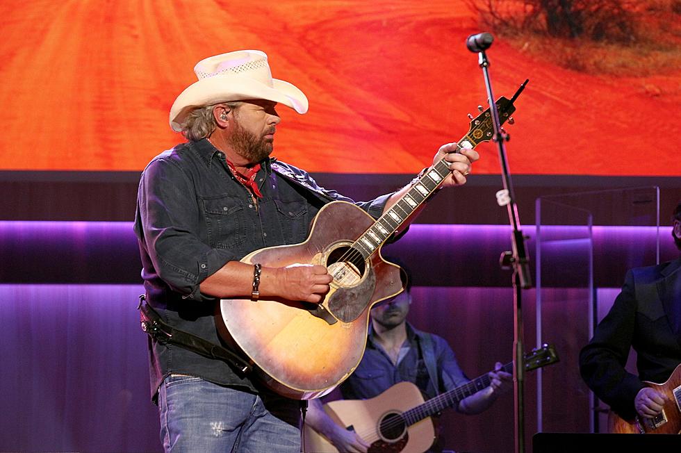 Toby Keith’s Best Live Shots [PICTURES]