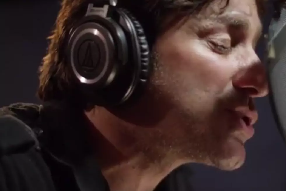 Get a Behind-the-Scenes Look at Steve Azar's New Album