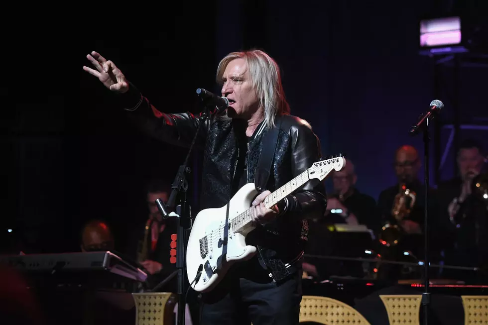 2019 CMA Awards: Eagles&#8217; Joe Walsh Added to Kris Kristofferson Tribute