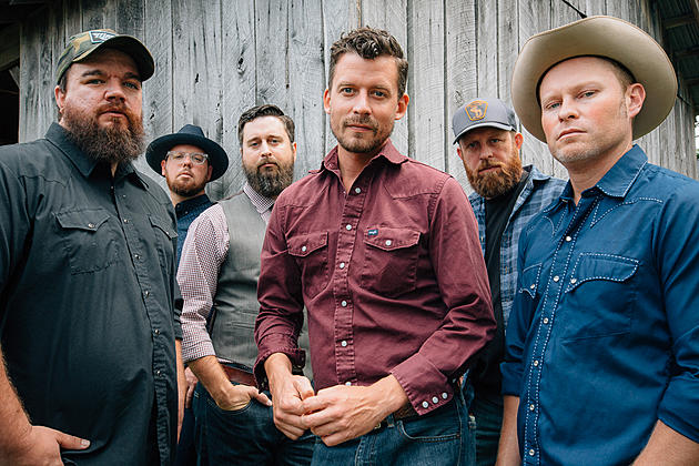 Turnpike Troubadours, &#8216;Old Time Feeling (Like Before)&#8217; [Exclusive Premiere]
