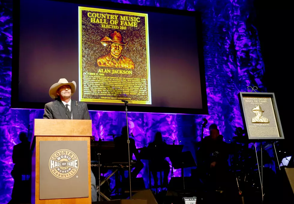 Country News: Alan Jackson Inducted Into Hall of Fame