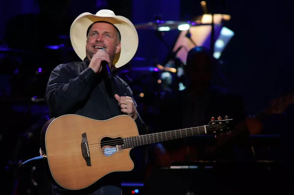 Garth Brooks Hints at Live Music Project in 2018