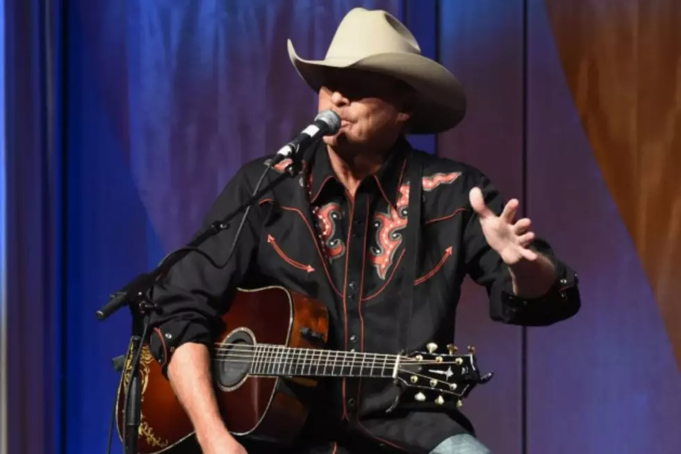 27 Years Ago: Alan Jackson Hits No. 1 With &#8216;I Don&#8217;t Even Know Your Name&#8217;