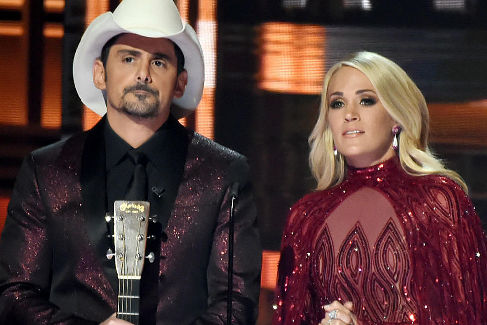 2017 CMA Awards Opening Monologue Mixes Political Humor, Solemn Remembrances