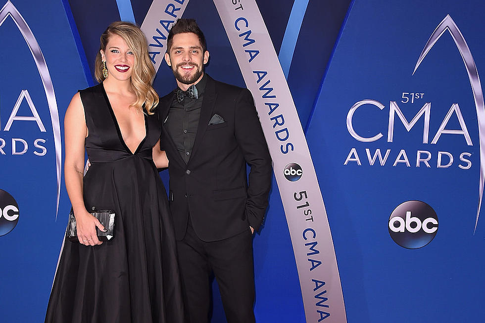 Thomas Rhett + Lauren Akins: 2017 CMA Awards Red Carpet Pictures