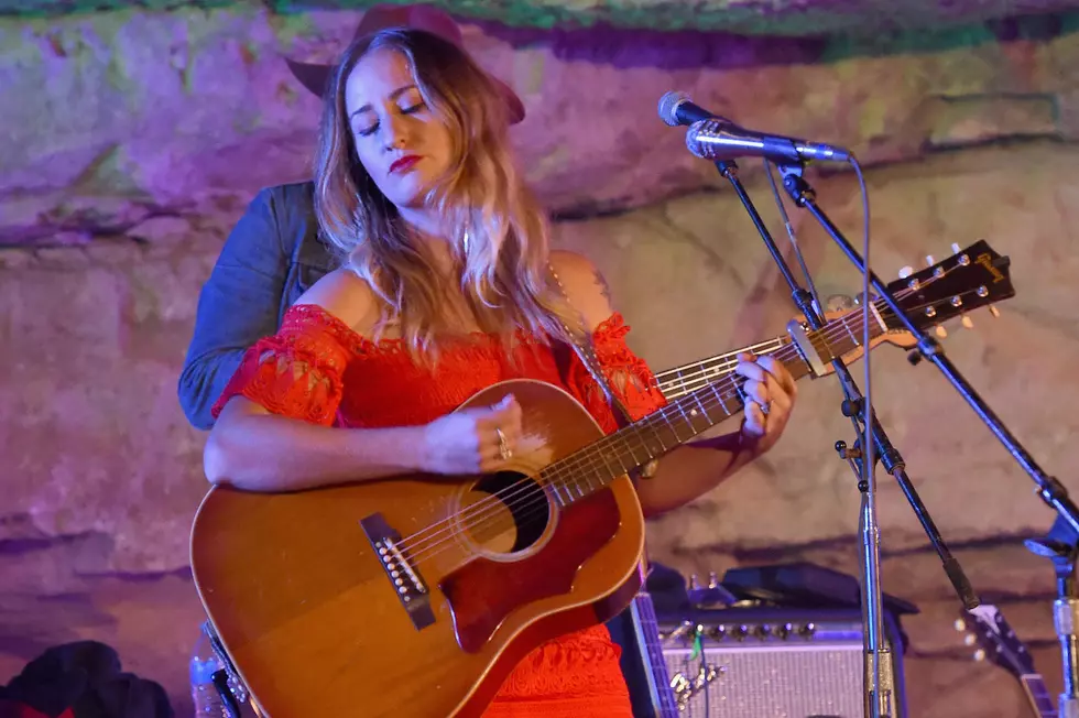 8 Years Ago: Margo Price Releases &#8216;Midwest Farmer&#8217;s Daughter,&#8217; Her Debut Album