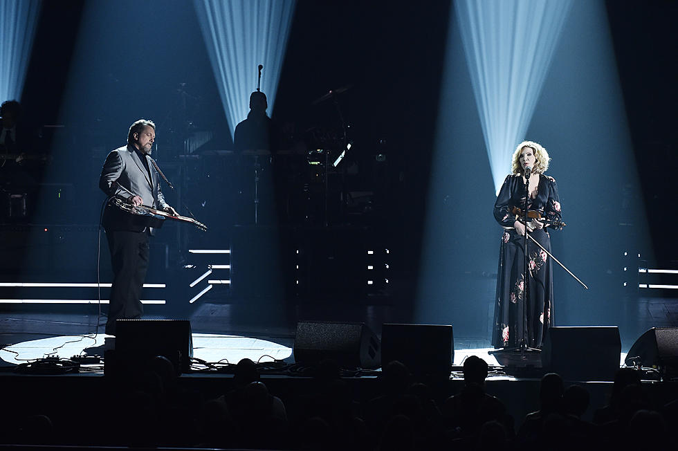 Keith Urban, Little Big Town and More Country Artists Honor Fleetwood Mac at 2018 MusiCares Gala [PICTURES]