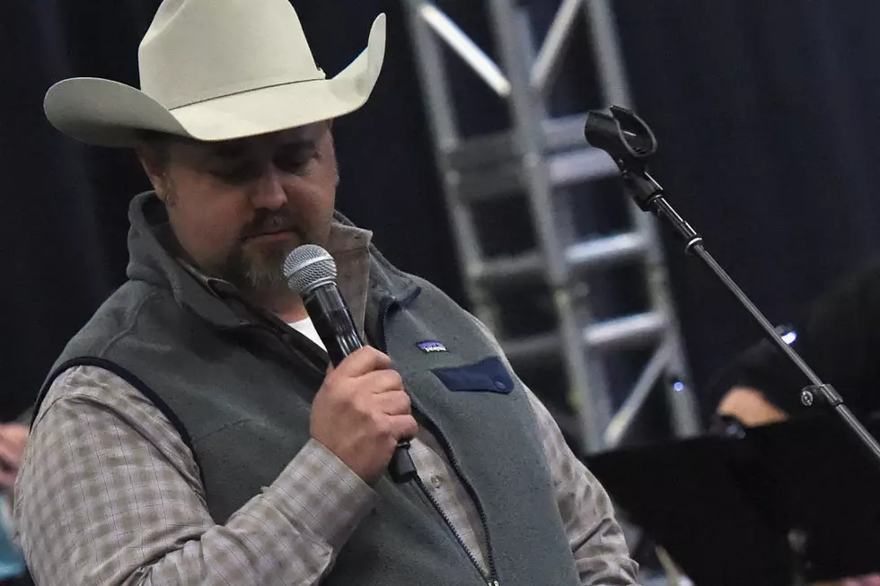 Daryle Singletary’s Friends Launch Fundraiser to Pay for Funeral Expenses