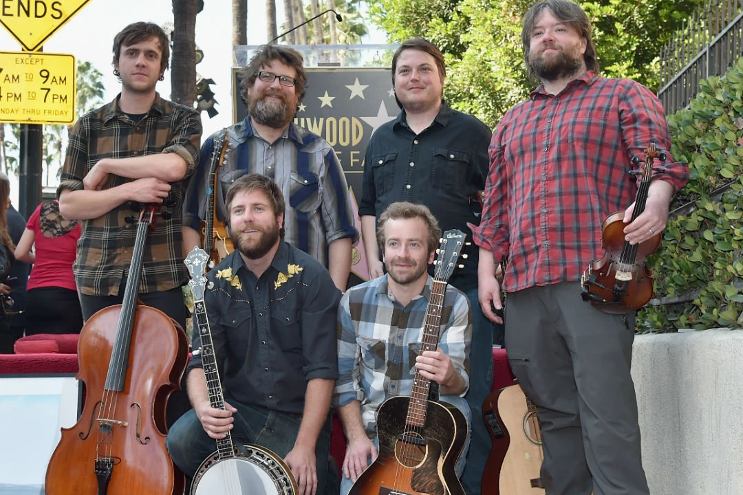 Trampled By Turtles Announce New Album, Drop Single ‘Kelly’s Bar’ [LISTEN]