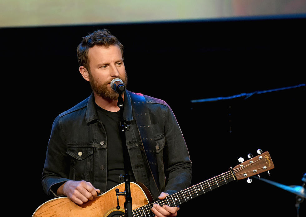 Dierks Bentley Receives CRS 2018 Artist Humanitarian Award: ‘I Don’t See This as the End of Something, I See It as a Beginning’