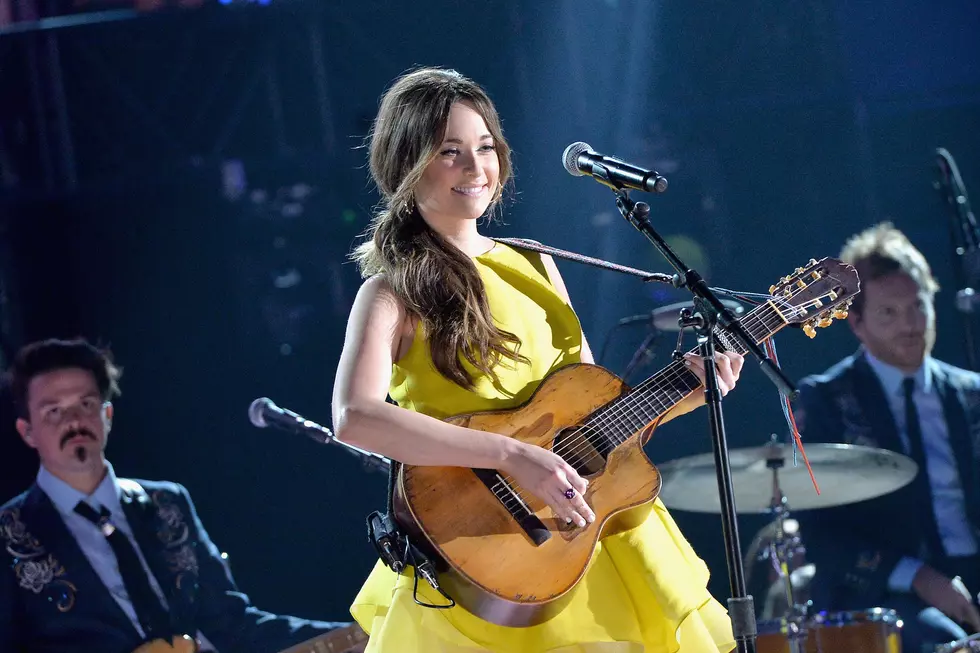 11 Years Ago: Kacey Musgraves Debuts With ‘Same Trailer Different Park’