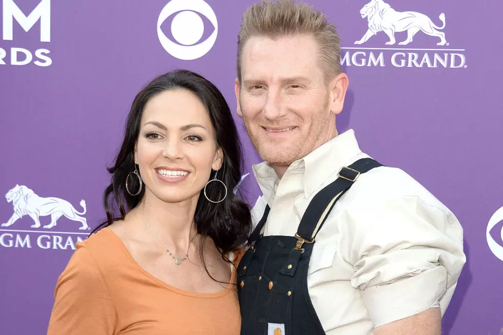 Two Years Later, Rory Feek Shares Glimpse of Wife Joey’s Memorial Service [WATCH]