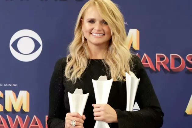 Miranda Lambert Dumps A Salad On Lady After Argument At Restaurant