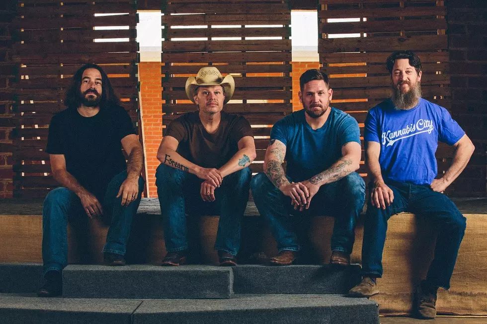 Jason Boland & the Stragglers, 'Right Where I Began' [Exclusive]