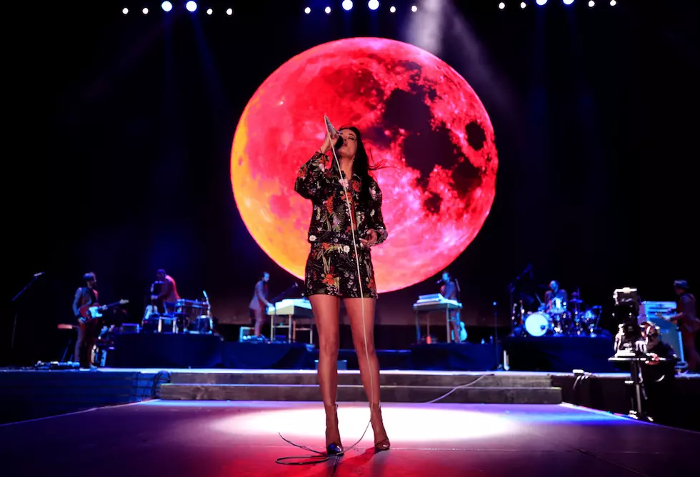 Watch Kacey Musgraves' 'Space Cowboy' and More New Country Videos