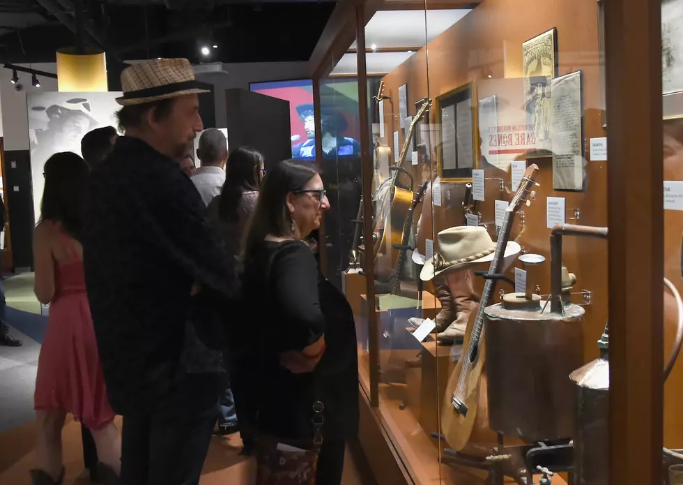 Jessi Colter + Shooter Jennings Help Open New Outlaws Exhibit