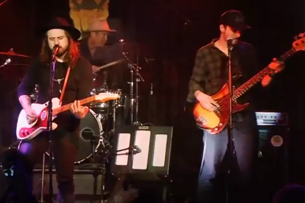 Watch Sam Morrow's Bluesy Live 'Quick Fix' [Exclusive]