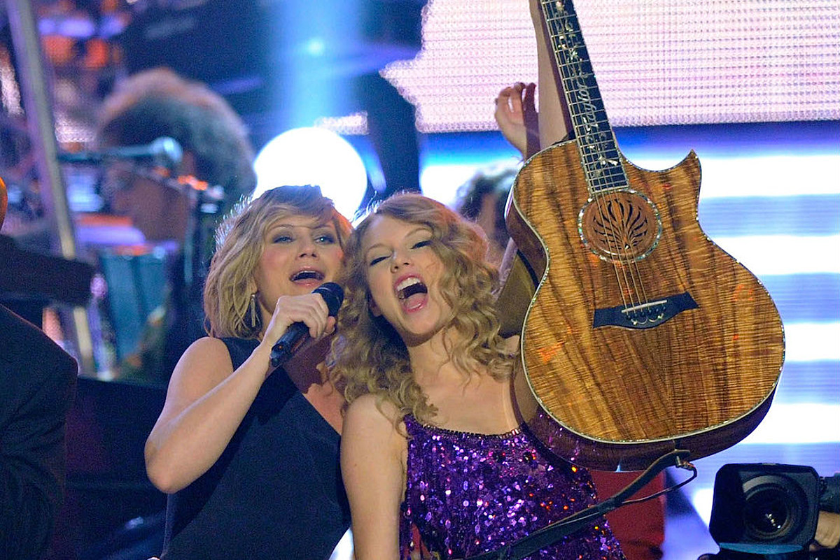 Story Behind the Song Sugarland (Feat. Taylor Swift), 'Babe'