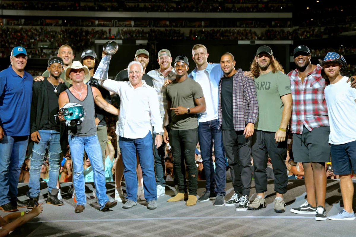 Kenny Chesney Breaks His Own Attendance Record at Philly Show