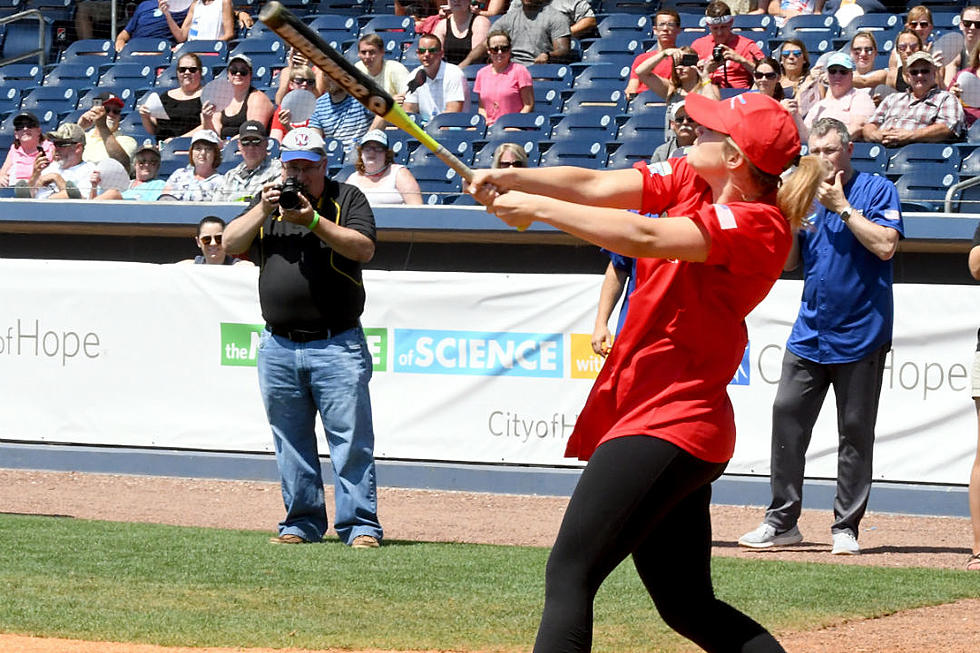 Lauren Alaina Plays City of Hope Softball for Stepdad With Cancer
