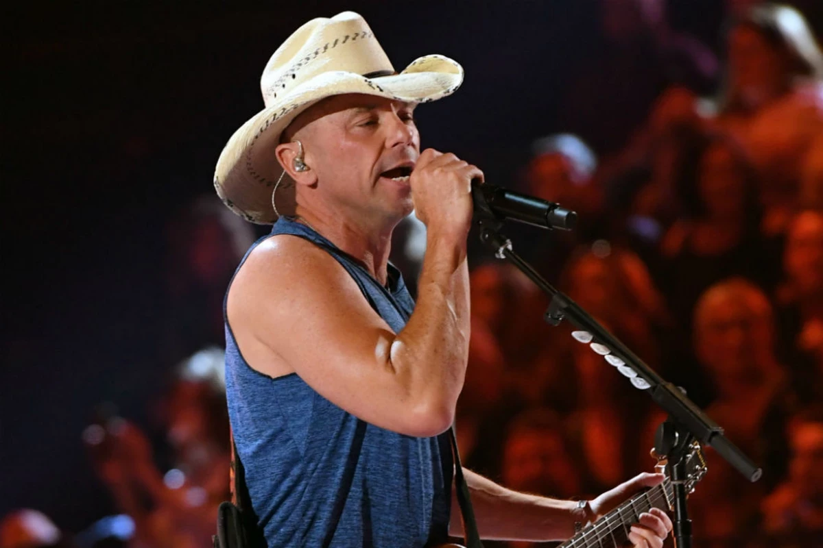 Kenny Chesney Teams With Mindy Smith on New Single 