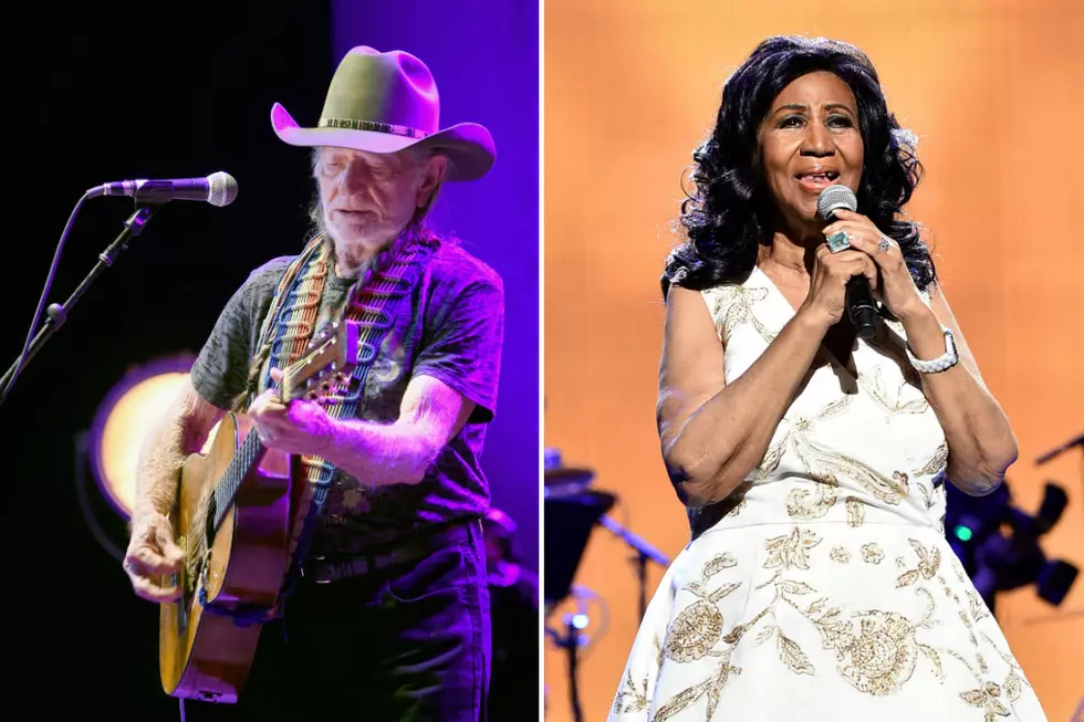 Hear Aretha Franklin Cover Willie Nelson’s ‘Night Life’