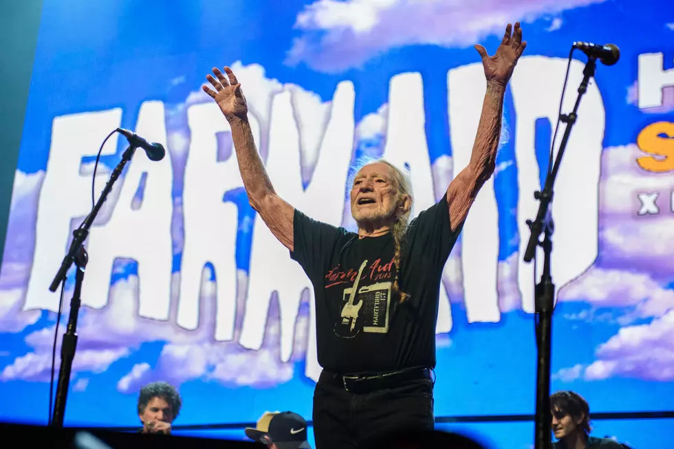Willie Nelson, His Kids + His Disciples Fight for Family Farms at Farm Aid 2018 [PICTURES]