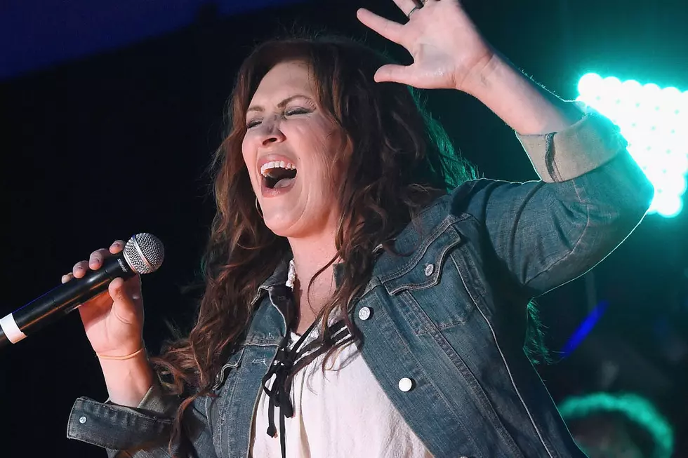 Jo Dee Messina Is Letting God Take Charge of Her Cancer Battle