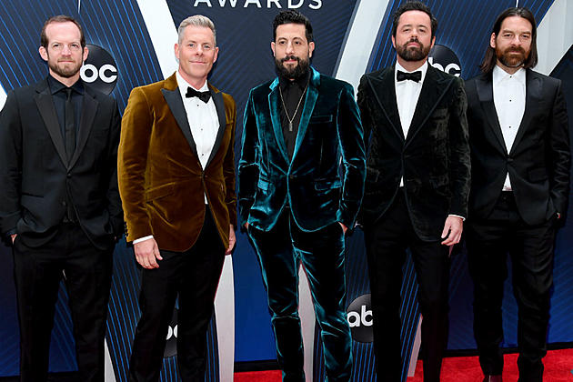 Old Dominion Are the 2018 CMA Awards Vocal Group of the Year