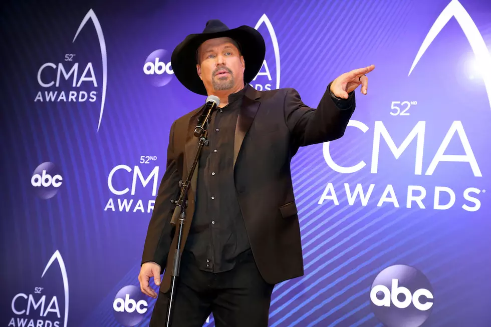 Garth Brooks Reflects on Taking the Stage at Notre Dame Stadium: &#8216;It Felt Cold&#8217;