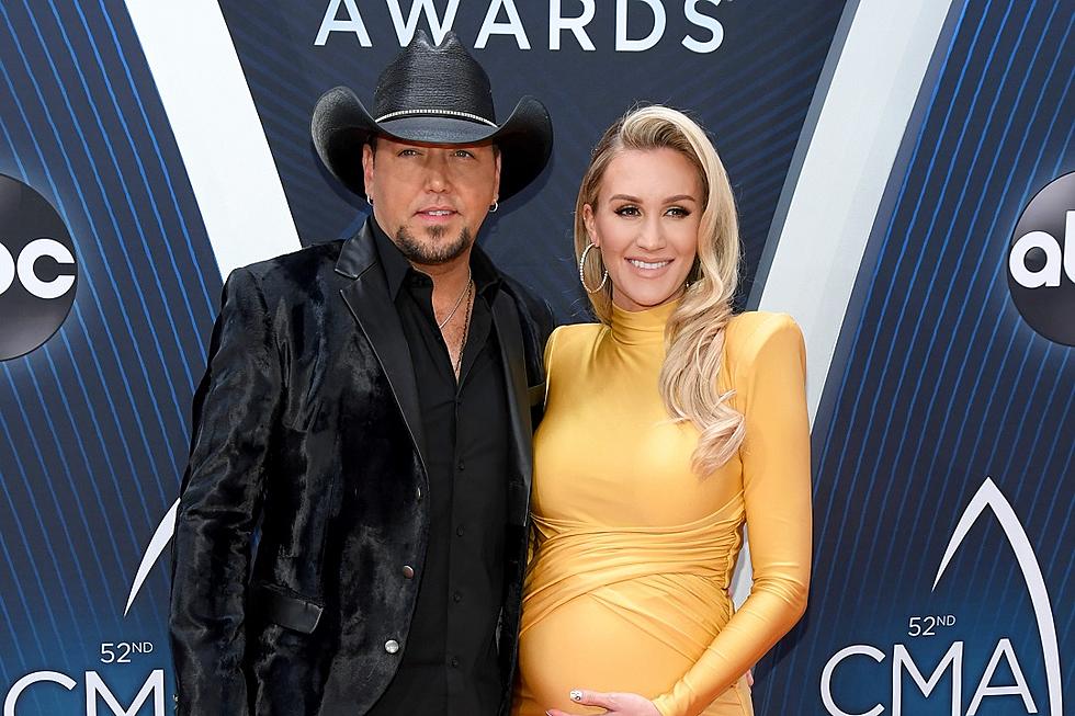 Jason Aldean and Brittany Kerr (and Her Baby Bump!) Walk the 2018 CMA Awards Red Carpet [PICTURES]