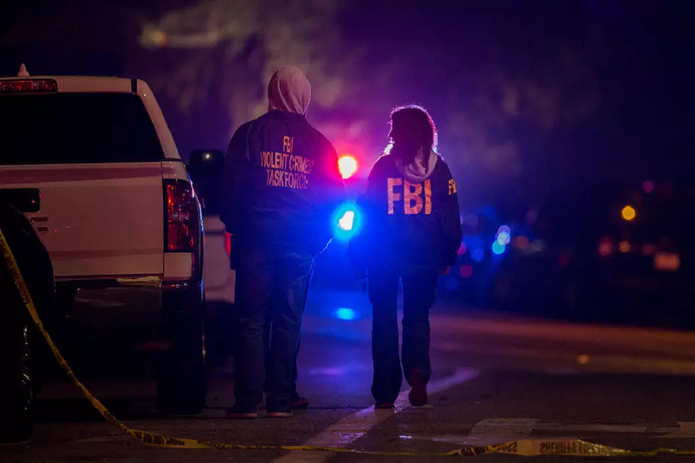 Rosanne Cash, Chely Wright + Others Talk Gun Control Following Thousand Oaks Shooting