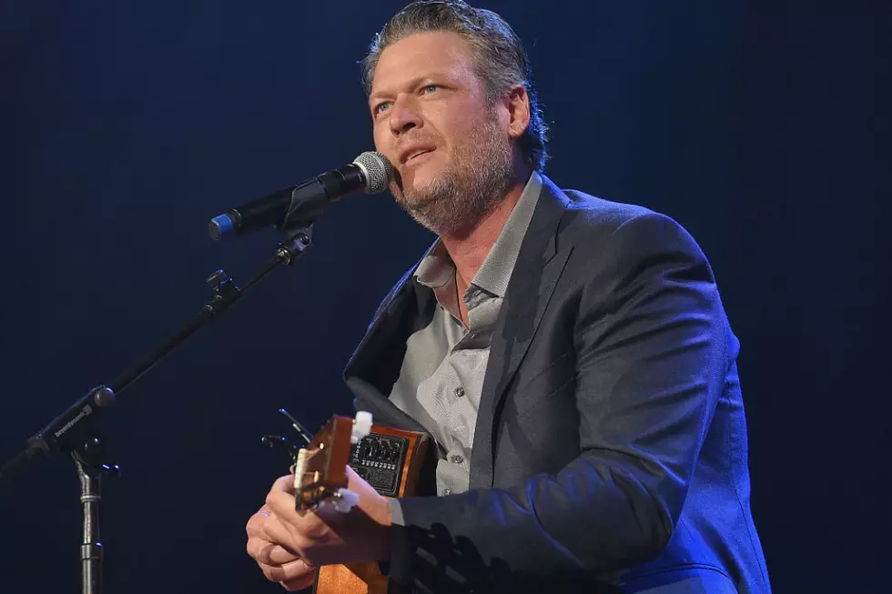 A Blake Shelton Song (and His Mom&#8217;s Novel) Inspired a New Hallmark Christmas Movie