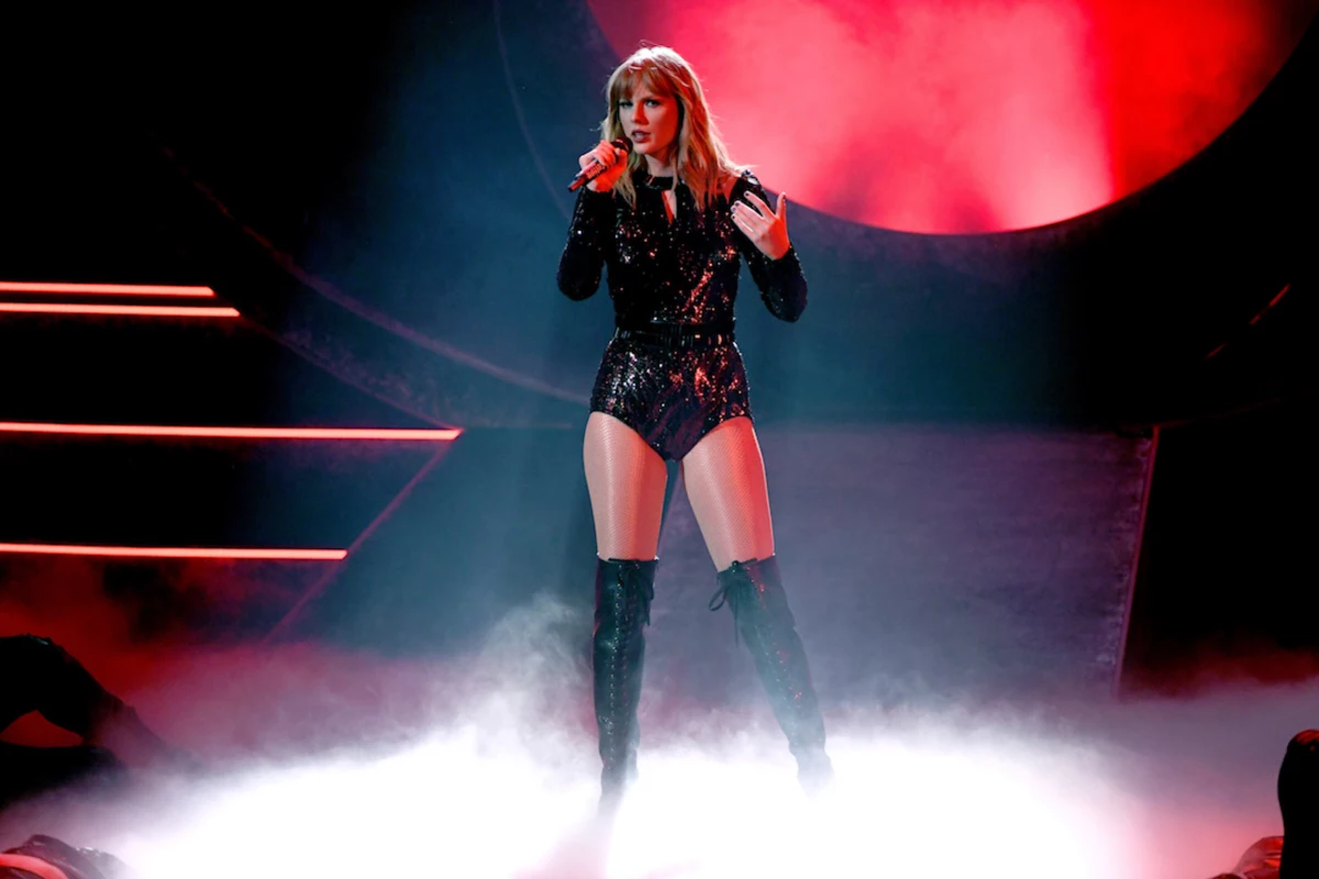 News Roundup Taylor Swift Is Top Selling Touring Artist More news-roundup-taylor-swift-is-top-selling-touring-artist-more