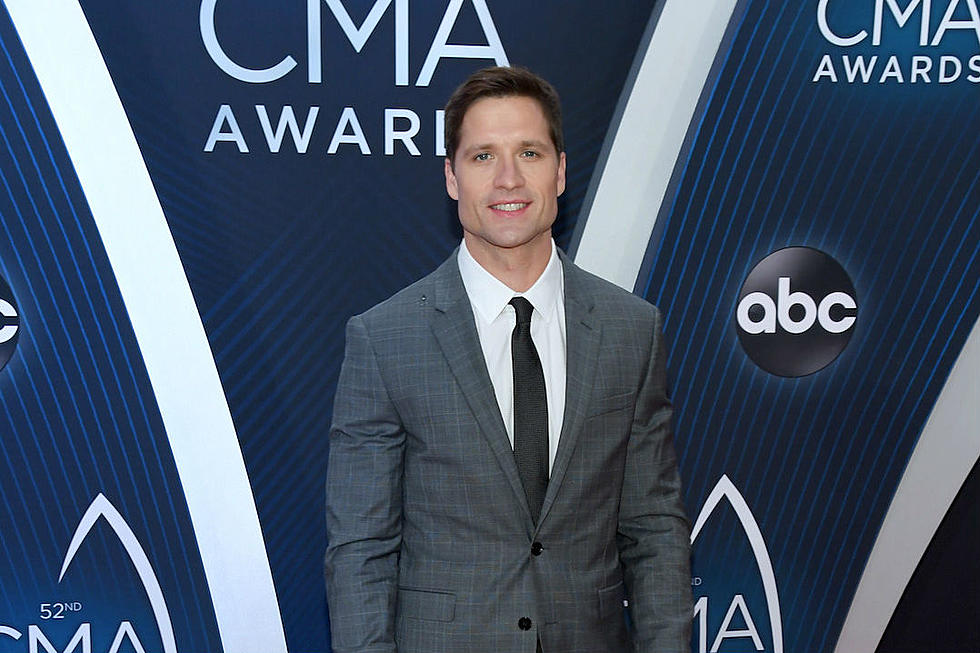 Walker Hayes &#8216;Gave Fans a Lot of Power&#8217; in Letting Them Name His 2019 Dream on It Tour