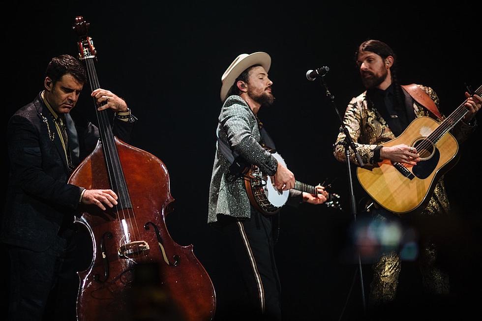 The Avett Brothers Rock Out, Share New Music on New Years 2019 [PICTURES]