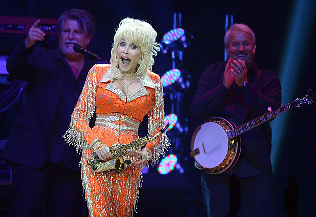 Dolly Parton Will Be Honored With 2019 Grammy Awards Tribute Performance