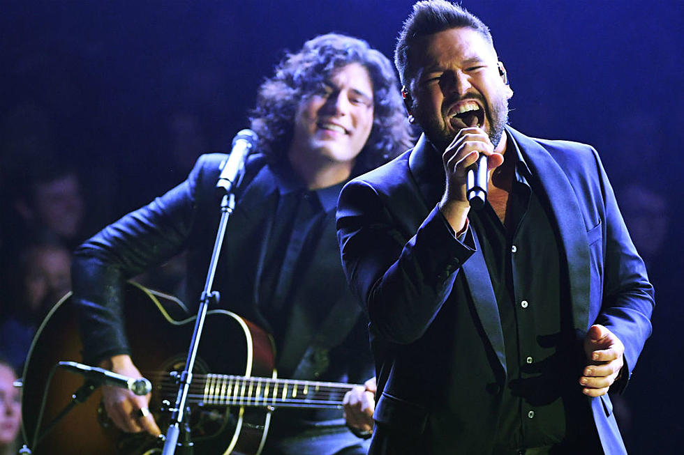 Dan + Shay Deliver Powerful &#8216;Tequila&#8217; Performance at 2019 Grammy Awards