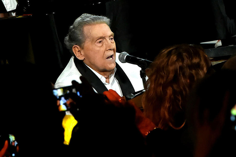 Jerry Lee Lewis Suffers a Minor Stroke