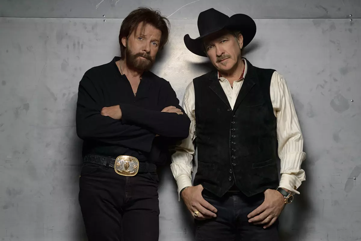 News Roundup Brooks amp Dunn Booked for Crossroads More