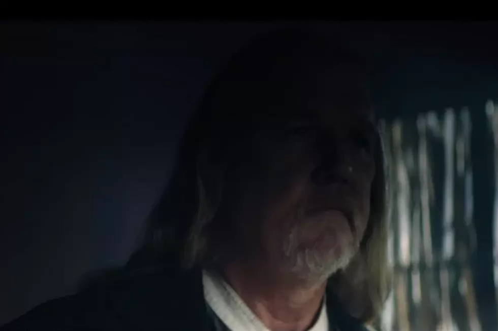 Get a Sneak Peek at Trace Adkins in New East-Meets-West Movie ‘The Outsider’ [Exclusive Video]