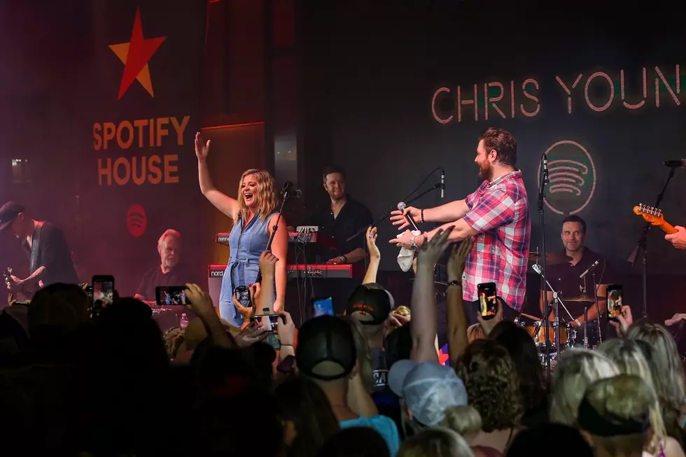 Chris Young Debuts New Lauren Alaina Duet During CMA Fest 2019 [WATCH]