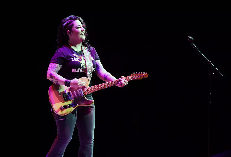 Ashley McBryde Says Selling Out Shows Makes Her &#8216;Super Giddy&#8217;