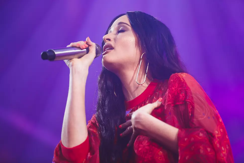 Kacey Musgraves to Lawmakers After Weekend’s Mass Shootings: ‘F–king Do Something’